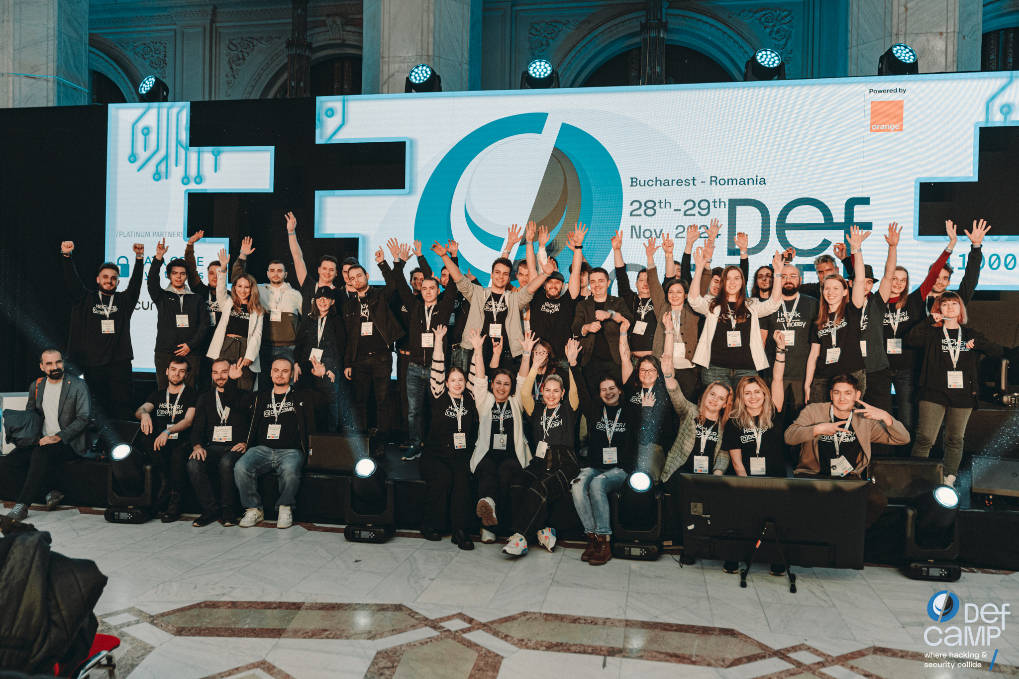 Award ceremony recognizing outstanding contributions to cybersecurity